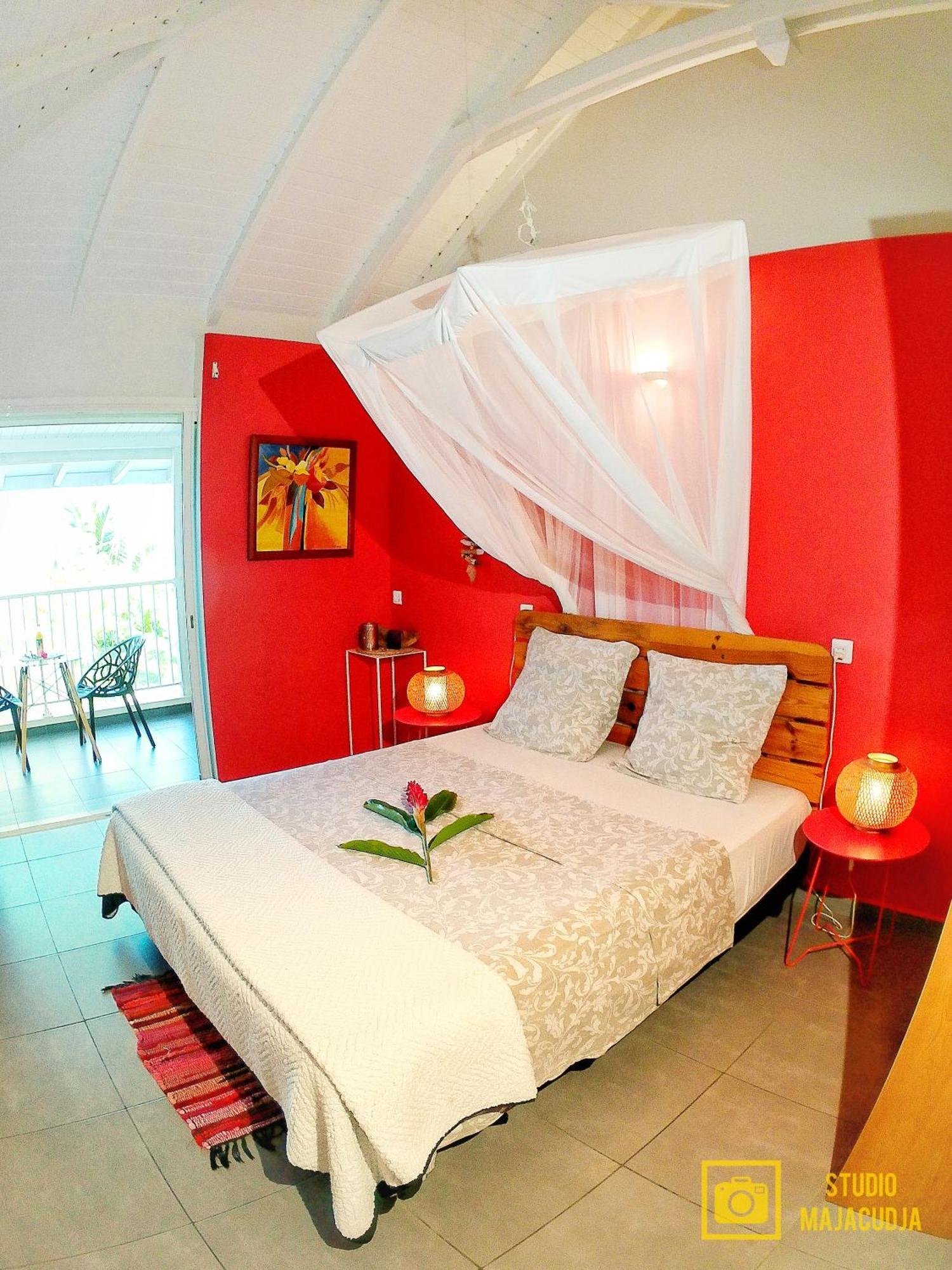 Studio Malacca, Malanga Et Majacudja - O Coeur De Deshaies Oda fotoğraf
